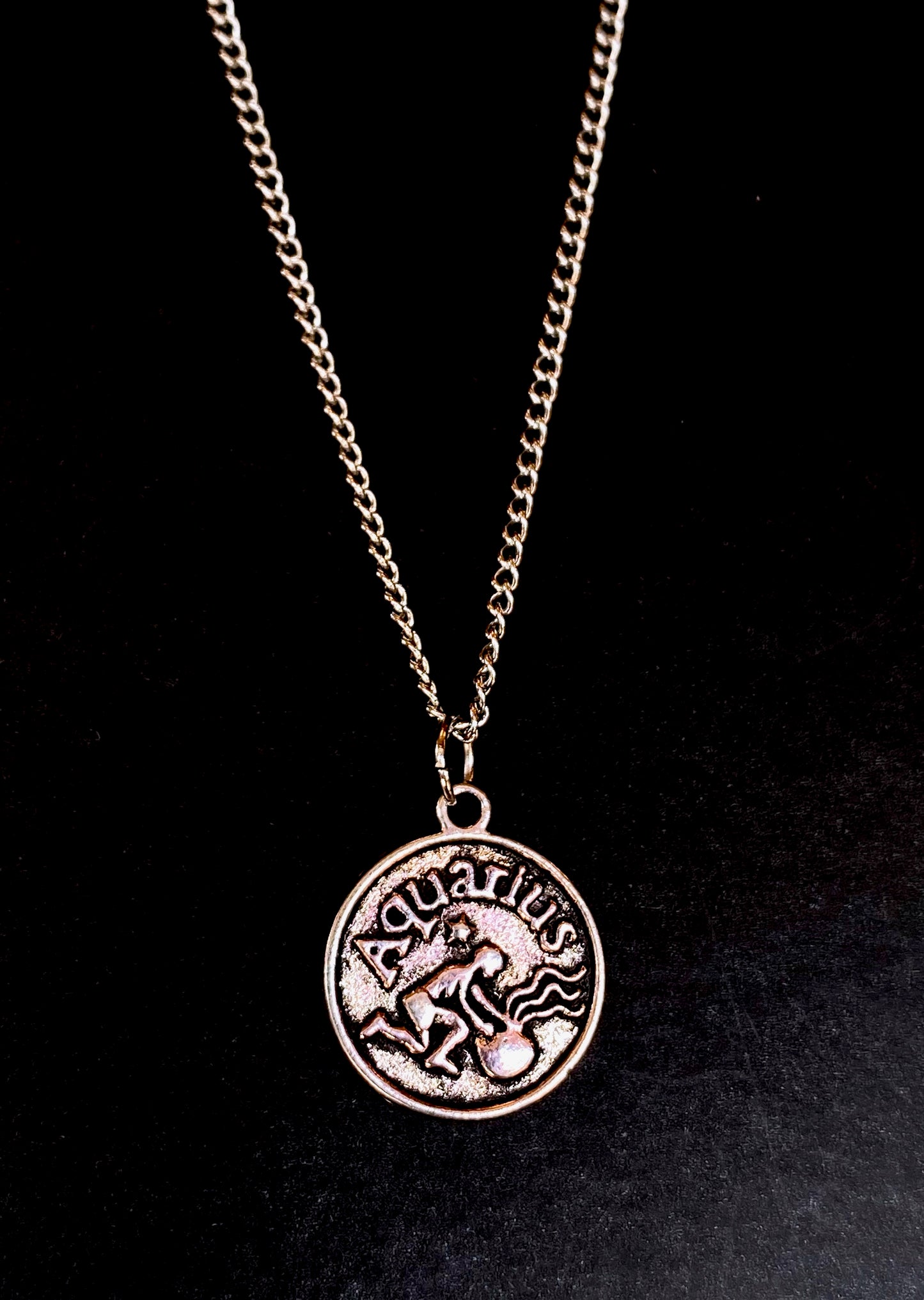 Astrological Sign Necklace (Silver)