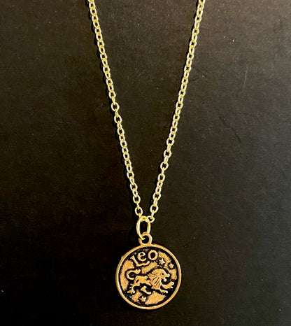Astrological Sign Necklace (Gold)