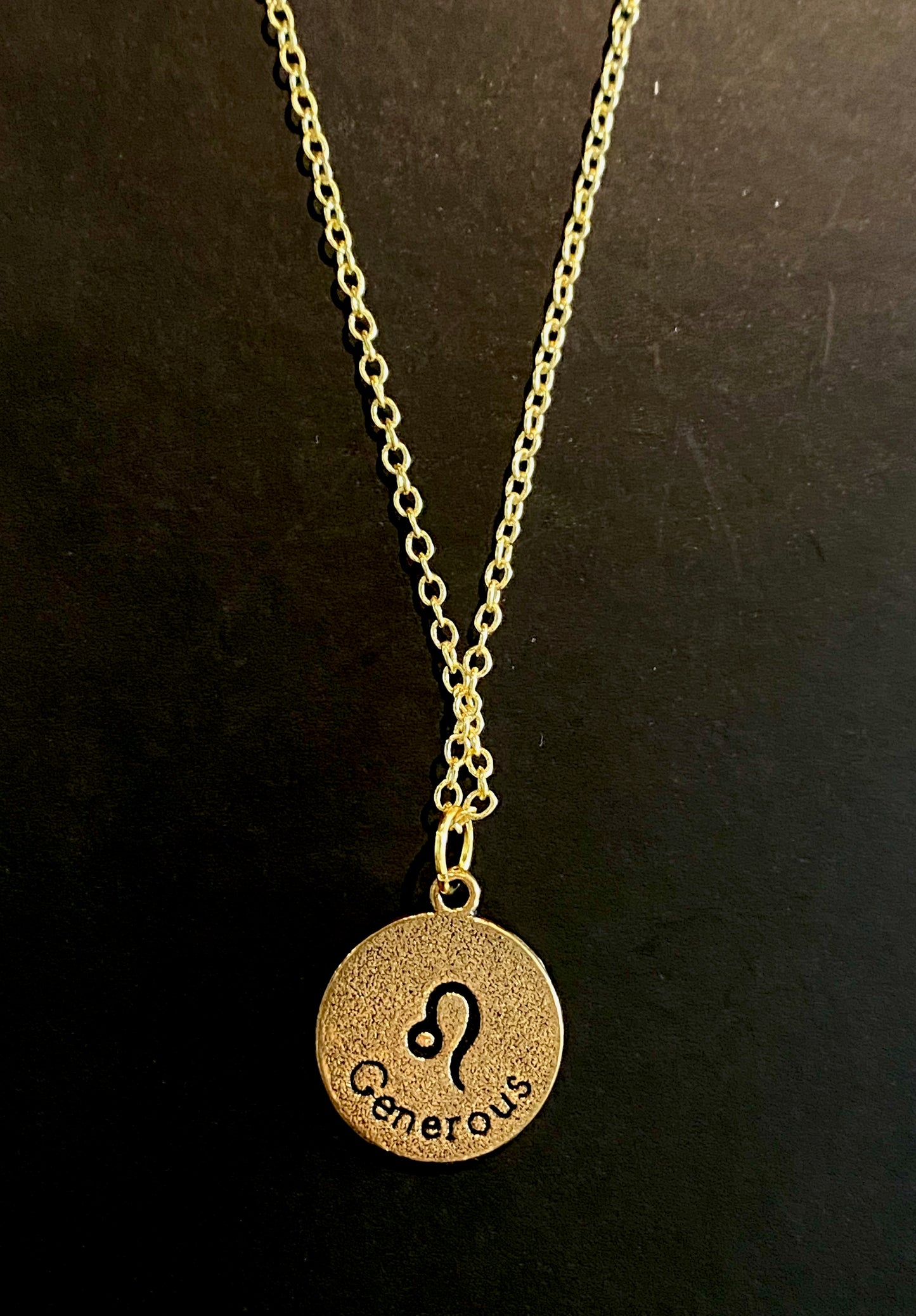 Astrological Sign Necklace (Gold)