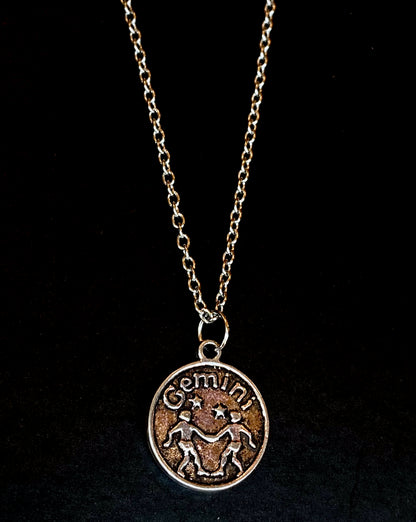 Astrological Sign Necklace (Silver)