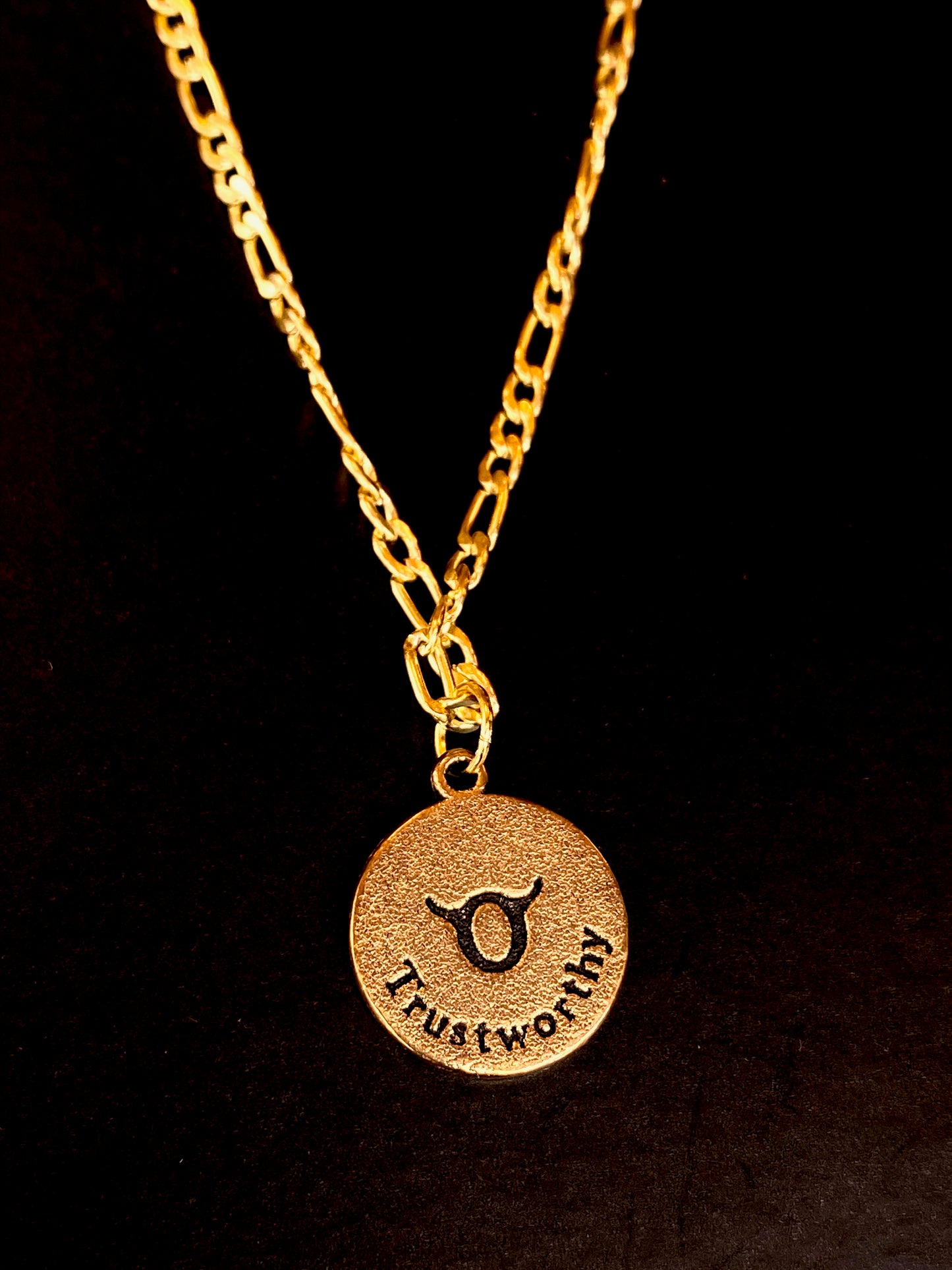 Astrological Sign Necklace (Gold)