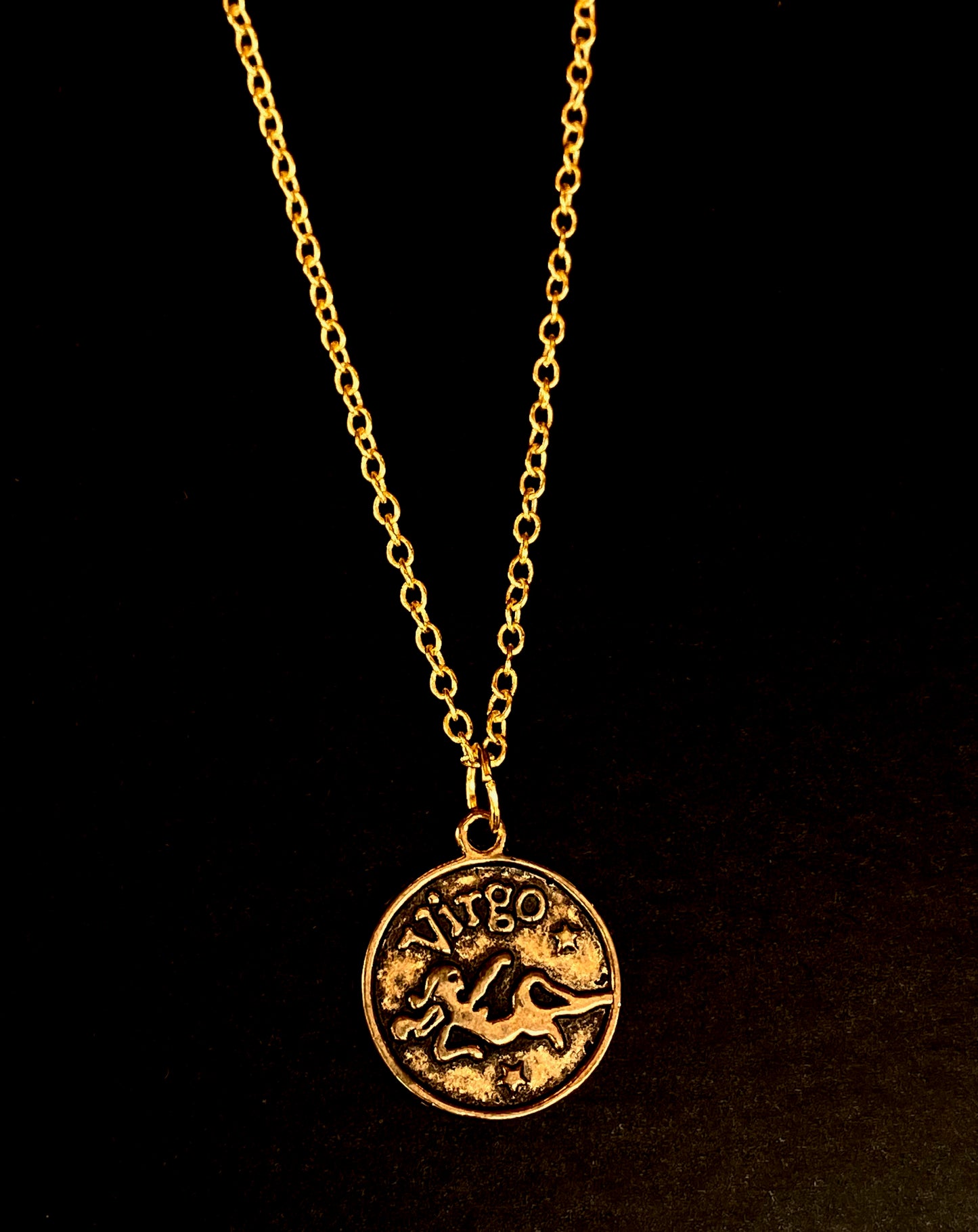 Astrological Sign Necklace (Gold)